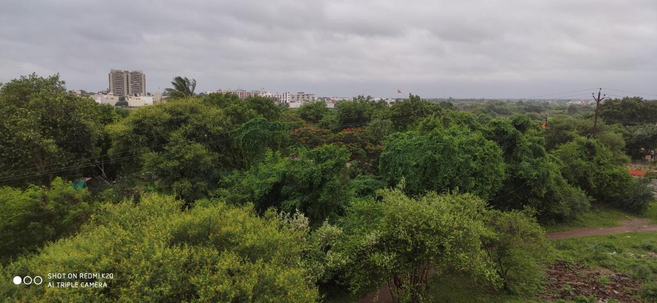 Hotel Ruchishree Garden Ujjain Esterno foto