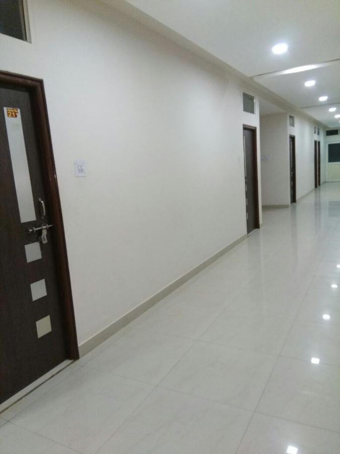 Hotel Ruchishree Garden Ujjain Esterno foto